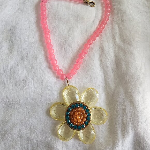 LENORA DAME LUCITE FLOWER AND BEAD STATEMENT NECKLACE - Picture 1 of 4